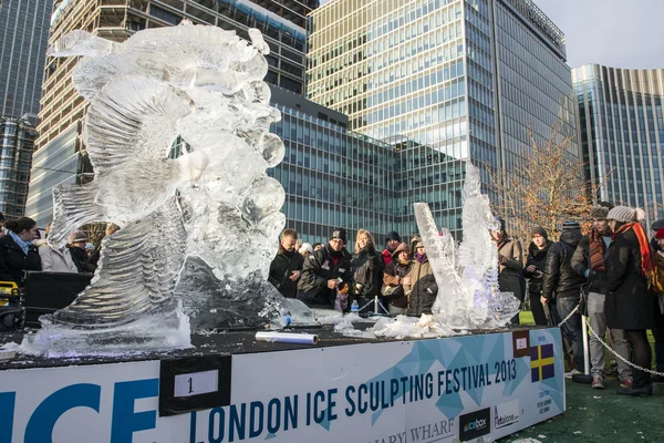 LONDRES, Reino Unido - 13 DE ENERO: La modalidad de freestyle del equipo sueco — Foto de Stock