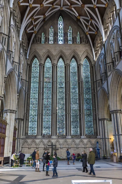 York, Velká Británie - 30. března: pět sester mozaikové okno na th — Stock fotografie