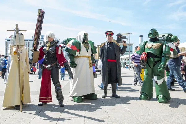 London, İngiltere - 26 Mayıs: warhammer cosplayers marin uzay gibi giyinmiş