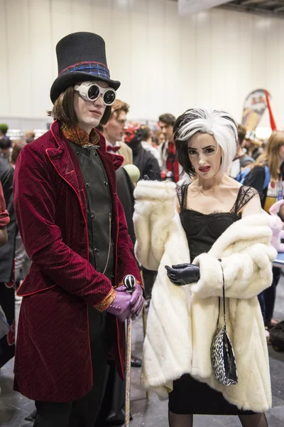 LONDON, UK - OCTOBER 26: Cosplayers dressed as Charlie from the — Stock Photo, Image