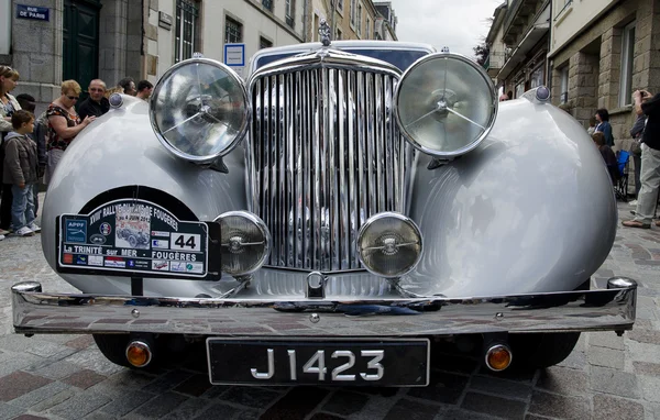 Fougeres, FRANCIA, 3 giugno: XVIII Rallye du Pais de Fougeres, Parade — Foto Stock