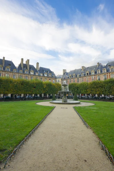 Place des Vosges, Париж — стоковое фото