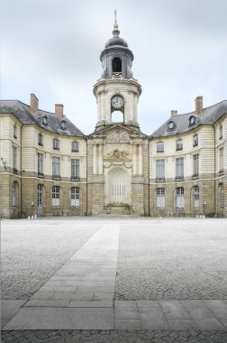 Rennes belediyeye