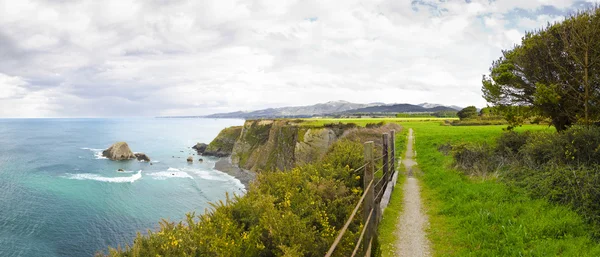 Coastline panorama, spring landscape panoramic view. — Stock Photo, Image