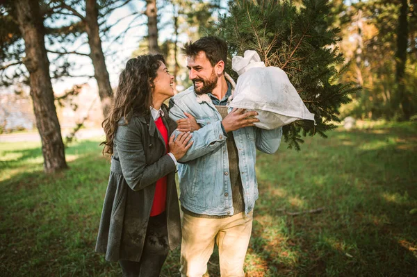 Happy Couple Preparing Upcoming Holidays — Stock Photo, Image