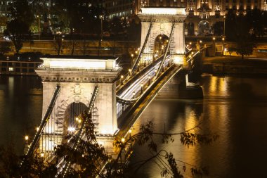 Budapeşte zincir köprü