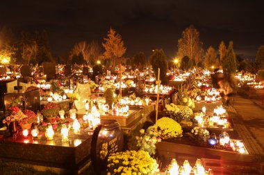 yaşlı cementary