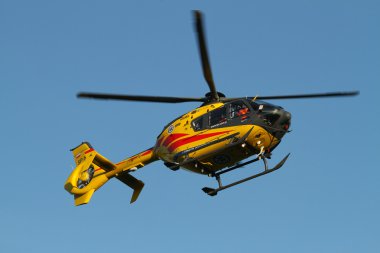 Acil helikopter