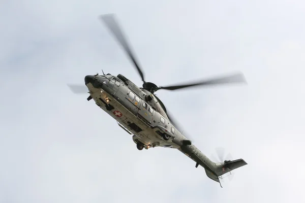 Puma helikopter — Stockfoto