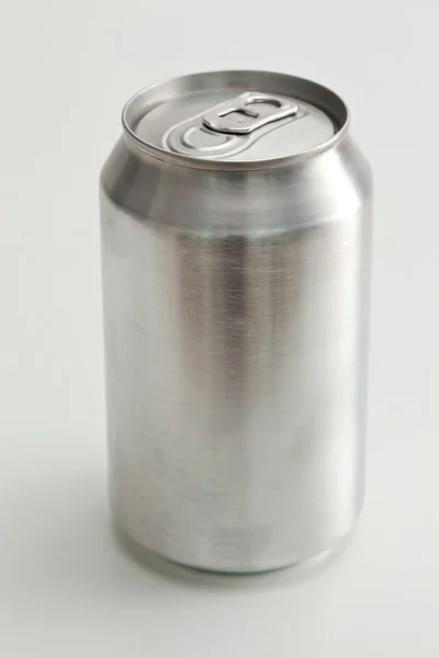 Aluminio cerrado lata — Foto de Stock