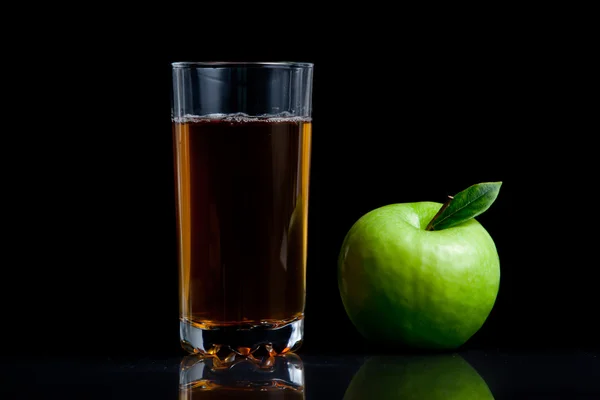 Succo di mela fresco — Foto Stock