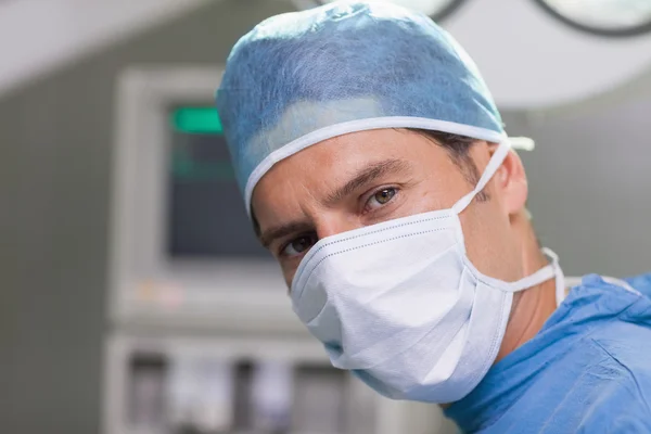 Earnest doctor looking at camera — Stock Photo, Image
