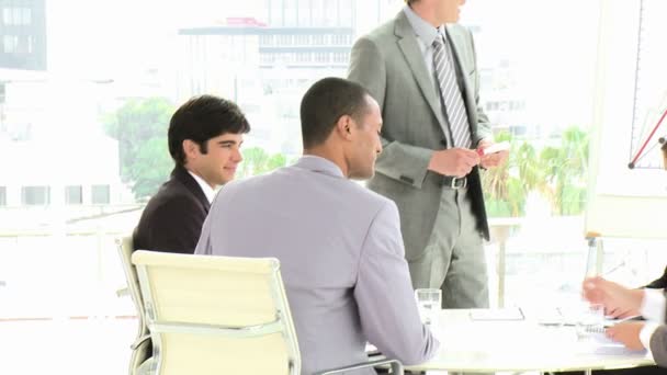 Geschäftstreffen im Büro — Stockvideo