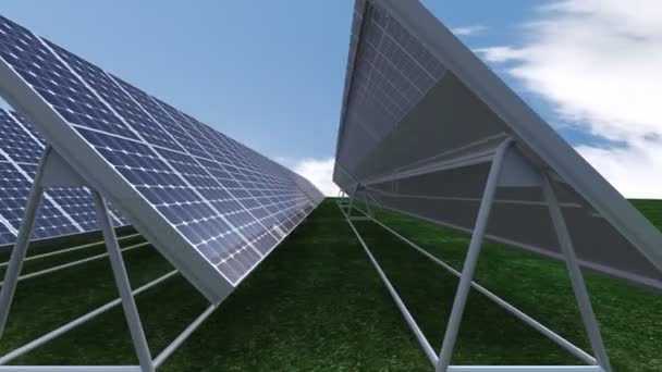 Animatie presenteren zonnepanelen tegen blauwe hemel — Stockvideo