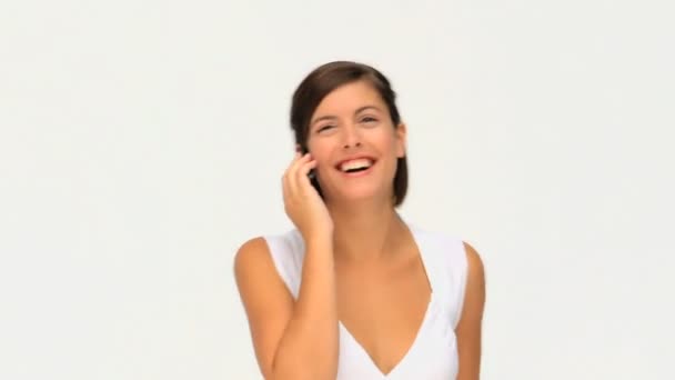 Dobře vypadající brunetka s telefonní hovor — Stock video
