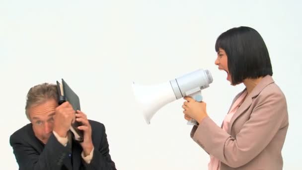 Азиатская деловая женщина кричит — стоковое видео