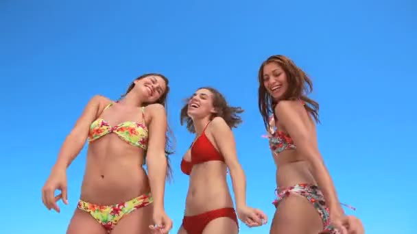 Three woman dancing at the beach — Stock Video