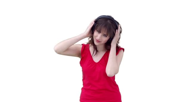 Müzik dinlerken kafasına hareket kadın — Stok video
