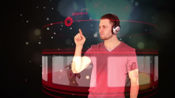 Müzik ekranlarında seçerek bir adamla fütüristik animasyon — Stok video
