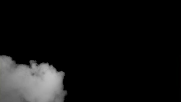 Появляется дым в очень медленном движении — стоковое видео