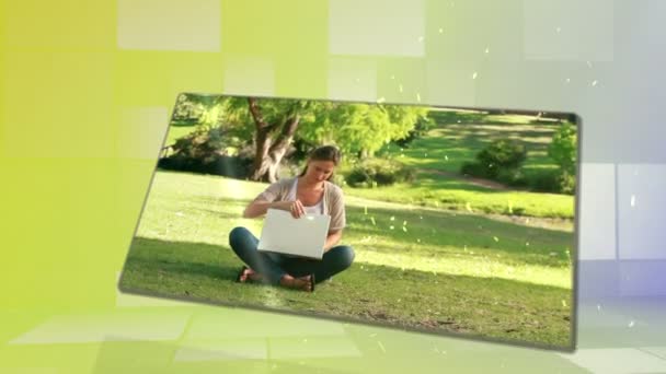 Mulher desfrutando de um parque — Vídeo de Stock