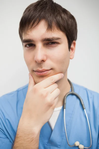 Beu uitziende verpleegster — Stockfoto