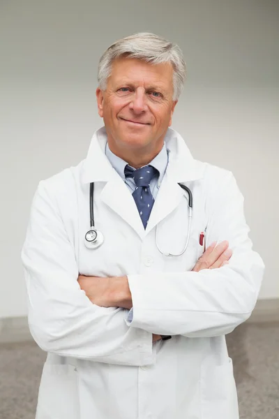 Glimlachende dokter — Stockfoto