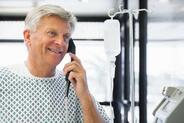 Patiënt op telefoonautomaat — Stockfoto