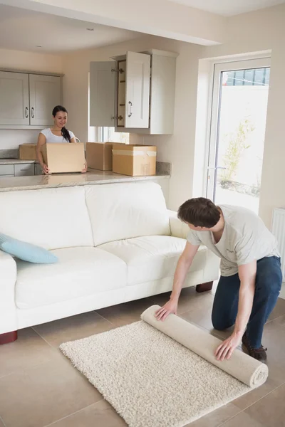 Jonge inrichting van het huis — Stockfoto