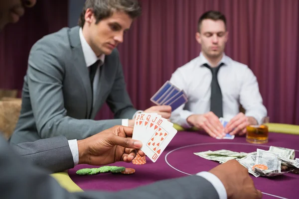 Men playing poker — Stock Photo, Image