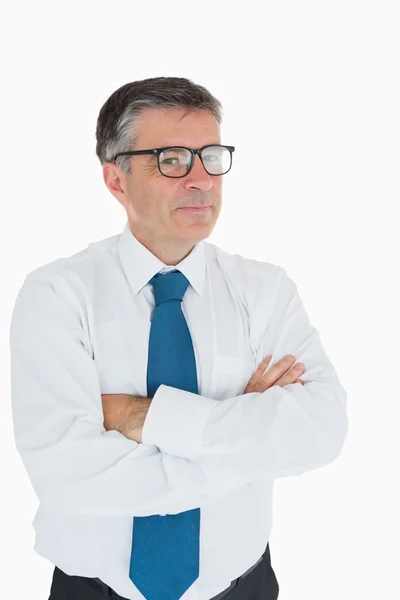 Empresario sonriendo y usando gafas — Foto de Stock