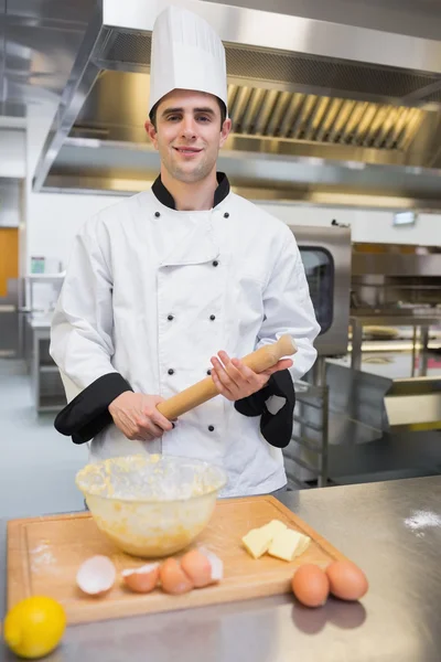 Pastry chef holding rolling pin — Stock Photo, Image