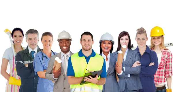 Gruppo di sorridenti con diversi posti di lavoro in fila — Foto Stock