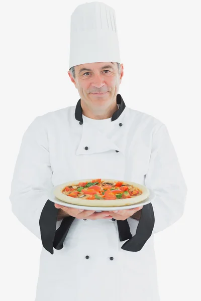 Retrato de chef con pizza — Foto de Stock