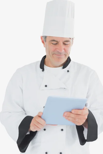 Male chef using tablet pc — Stock Photo, Image