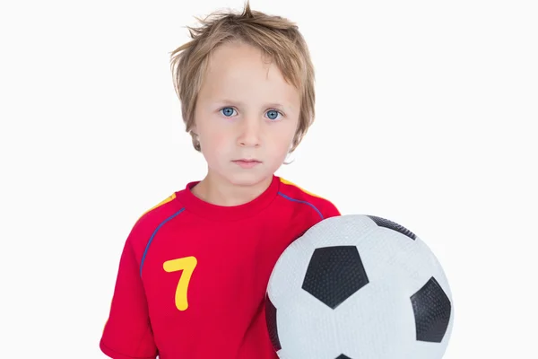 Portrét chlapce s fotbal — Stock fotografie