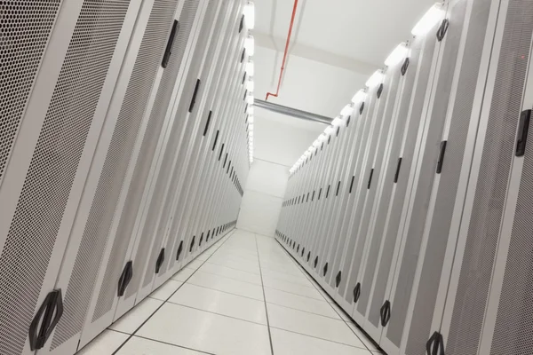 Empty hallway of tower servers — Stock Photo, Image