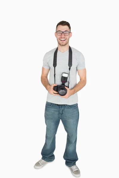 Portret męski fotograf z aparat fotograficzny — Zdjęcie stockowe