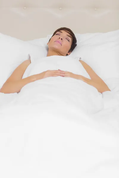 Woman sleeping in bed — Stock Photo, Image