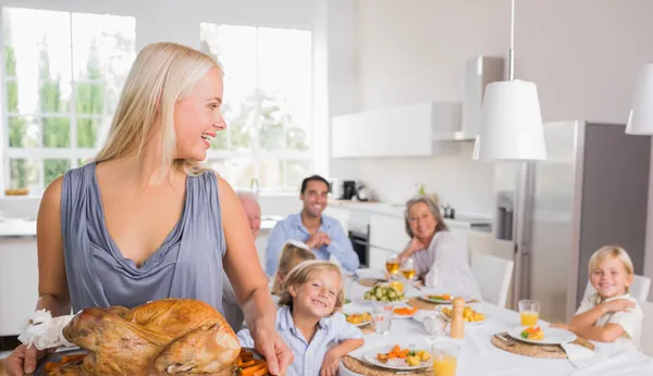 Woman looking her family — Stock Photo, Image