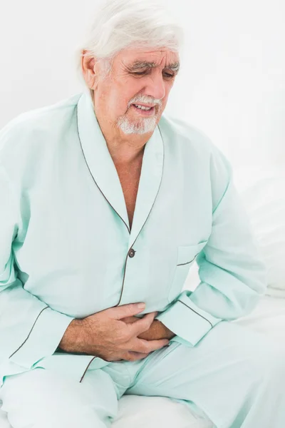 Άνθρωπος με πόνο στο στομάχι — Φωτογραφία Αρχείου
