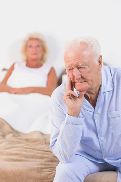 Upset old couple — Stock Photo, Image