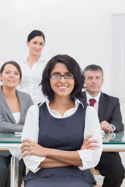 Businesswoman and her team taking a break — Stock Photo, Image