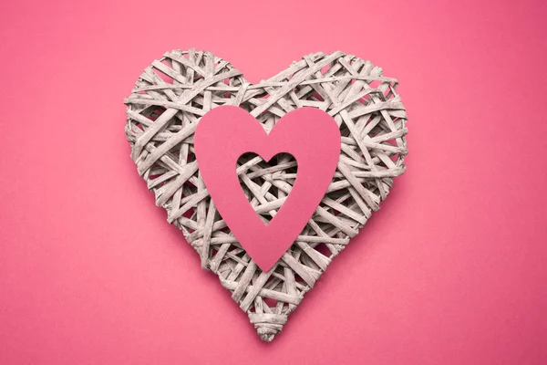 Wicker heart ornament with paper cut out — Stock Photo, Image