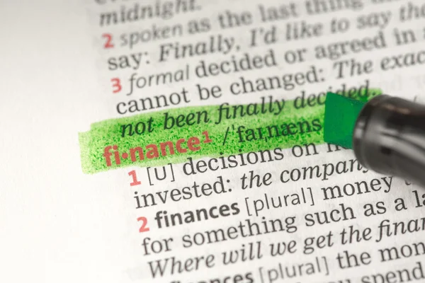 Finance definition highlighted in green — Stock Photo, Image