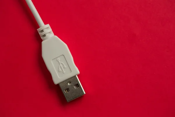 Biały kabel usb — Zdjęcie stockowe