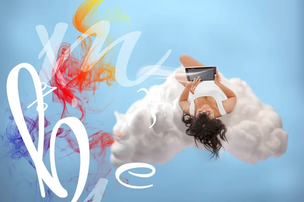 Relaxed brunette girl connecting to cloud computing — Stock Photo, Image