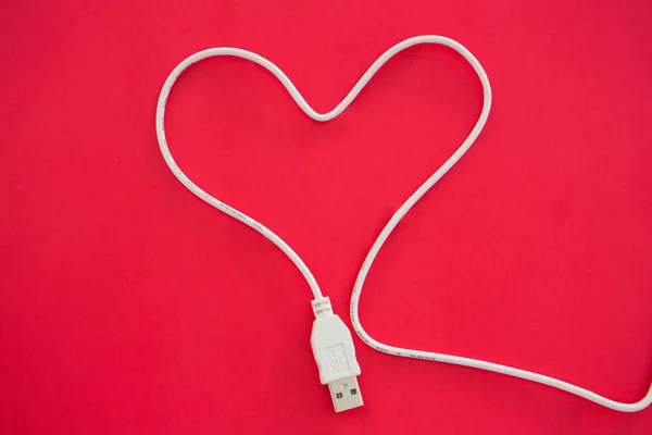 Kalp şeklinde kablosu usb — Stok fotoğraf
