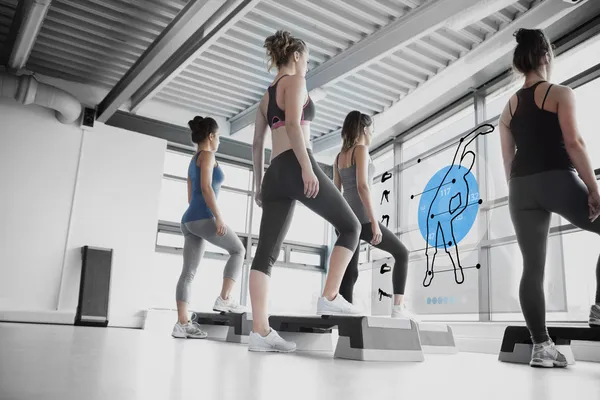 Bakifrån kvinnor gör övningen med blå futuristiska gränssnitt — Stockfoto