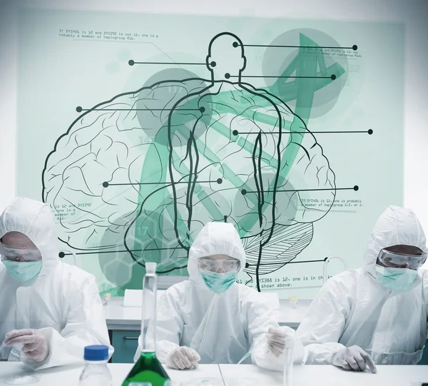 Chemiker arbeiten im Schutzanzug mit futuristischer Schnittstelle — Stockfoto